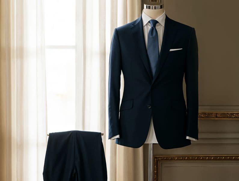 A well-tailored suit is more than just clothing – it’s a statement of professionalism, style, and confidence. Whether it’s for a business meeting, a wedding, or a formal dinner, a suit helps you make the right impression. But owning a suit also comes with the responsibility of maintaining it properly, and that’s where professional suit dry cleaning plays a vital role.  In this blog, we’ll explore why dry cleaning is essential for your suits, how often you should do it, and tips to keep them in pristine condition.