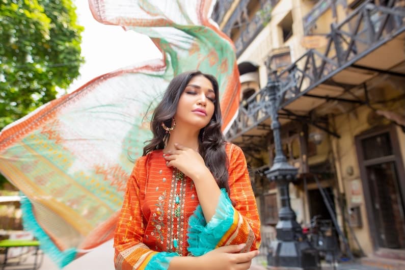 Indian suits—whether salwar kameez, sherwanis, kurta-pajamas, or lehengas—are much more than everyday attire. They carry heritage, culture, artistry, and personal emotion stitched into every thread. From intricately embroidered fabrics to delicate silks and handwoven cottons, these garments require the utmost care to maintain their beauty and longevity. However, cleaning and maintaining Indian suits at home can often be challenging due to their unique materials, embellishments, and designs. That’s where professional Indian suit cleaning services come in.  In this blog, we’ll explore why specialized cleaning matters, the process followed by professionals, common fabric challenges, and how choosing the right service can help preserve the elegance of your cherished suits.